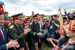 Third Vietnam-Laos Border Defense Friendship Exchange Held in Vietnam